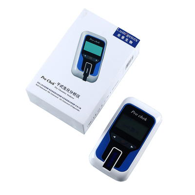 อุปกรณ์ทดสอบจุดดูแลเชิงปริมาณเครื่องวิเคราะห์เคมีแห้ง HbA1C กลูโคสลิพิดแผงการทดสอบกรดยูริก