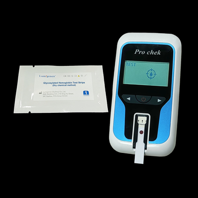 แถบทดสอบน้ำตาลในเลือด HbA1C ที่แม่นยำแบบพกพาสำหรับ IVD ใช้การทดสอบที่บ้าน CE ได้รับการอนุมัติ