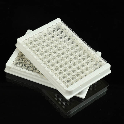 วัสดุสิ้นเปลือง PCR ที่ถอดออกได้ PP 96 Well Elisa Plate สำหรับห้องปฏิบัติการ